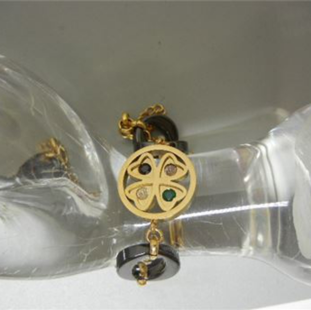 4 Leaf Clover Bracelet With Multi Colored Crystals 🎆‼️SUPER SALE‼️🎆 - Picture 9 of 9